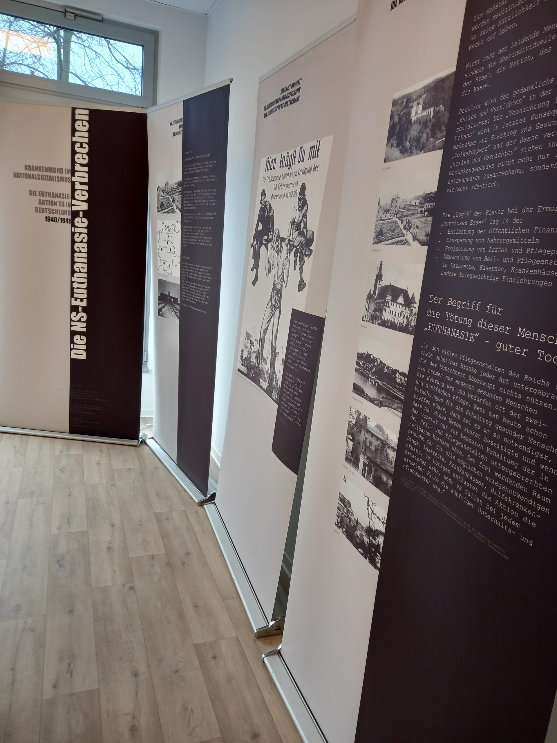Blick in den historischen Teil der Ausstellung